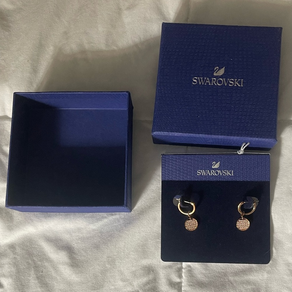 New in original box Swarovski Ginger Hoop Earrings Rose Gold